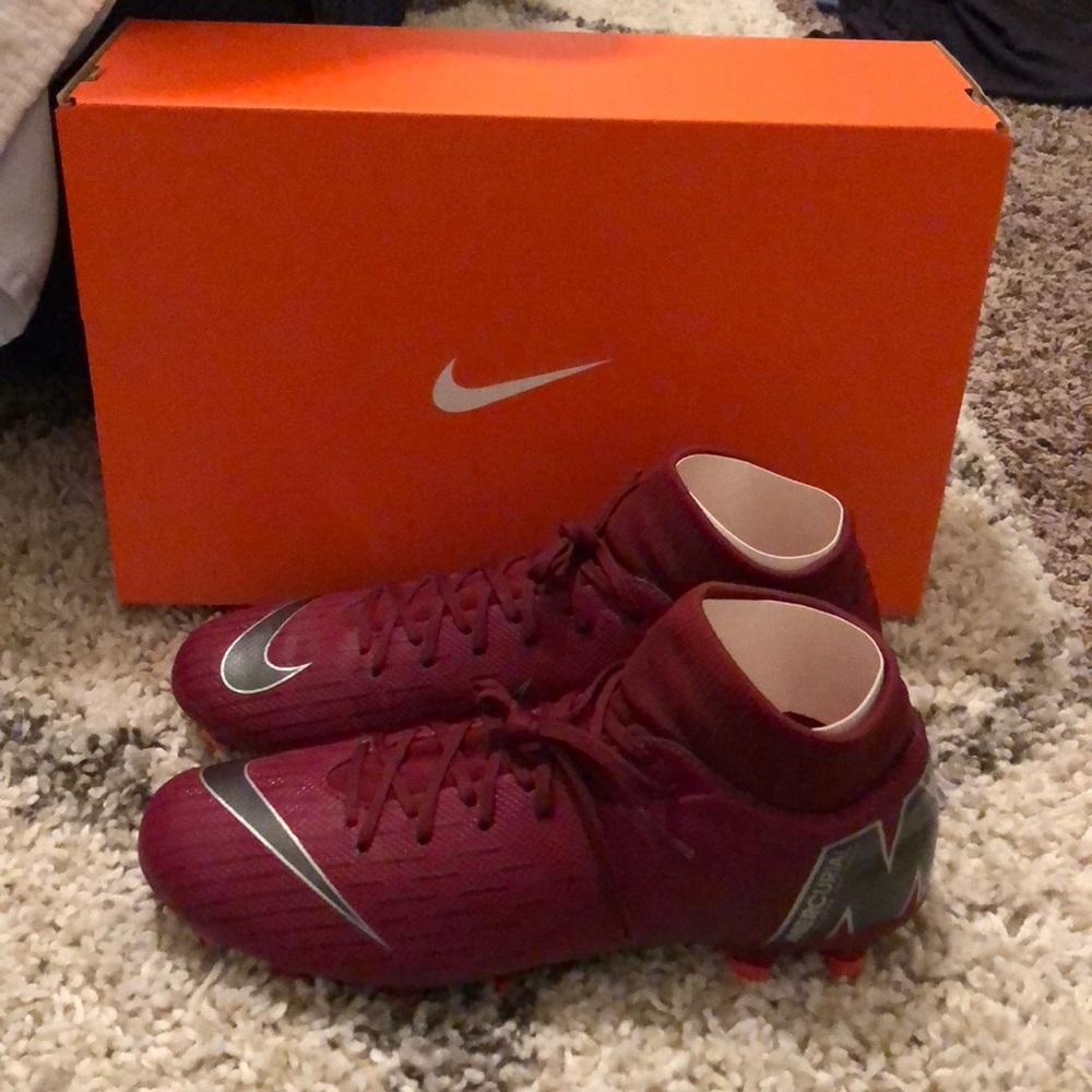 Nike superfly academy soccer cleats